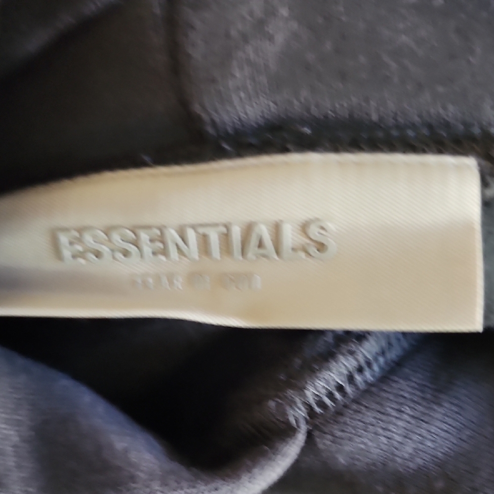 Essentials FOG Black Hoodie 1977 Print - Picture 5 of 7